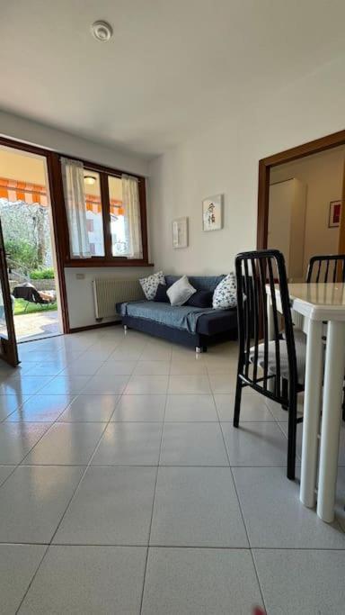 Giuly Beth'S House Apartment Brenzone sul Garda Bagian luar foto